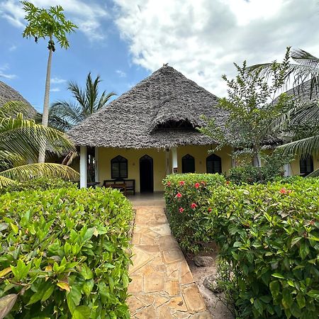 Kiwengwa Bungalow Boutique Resort Bagian luar foto