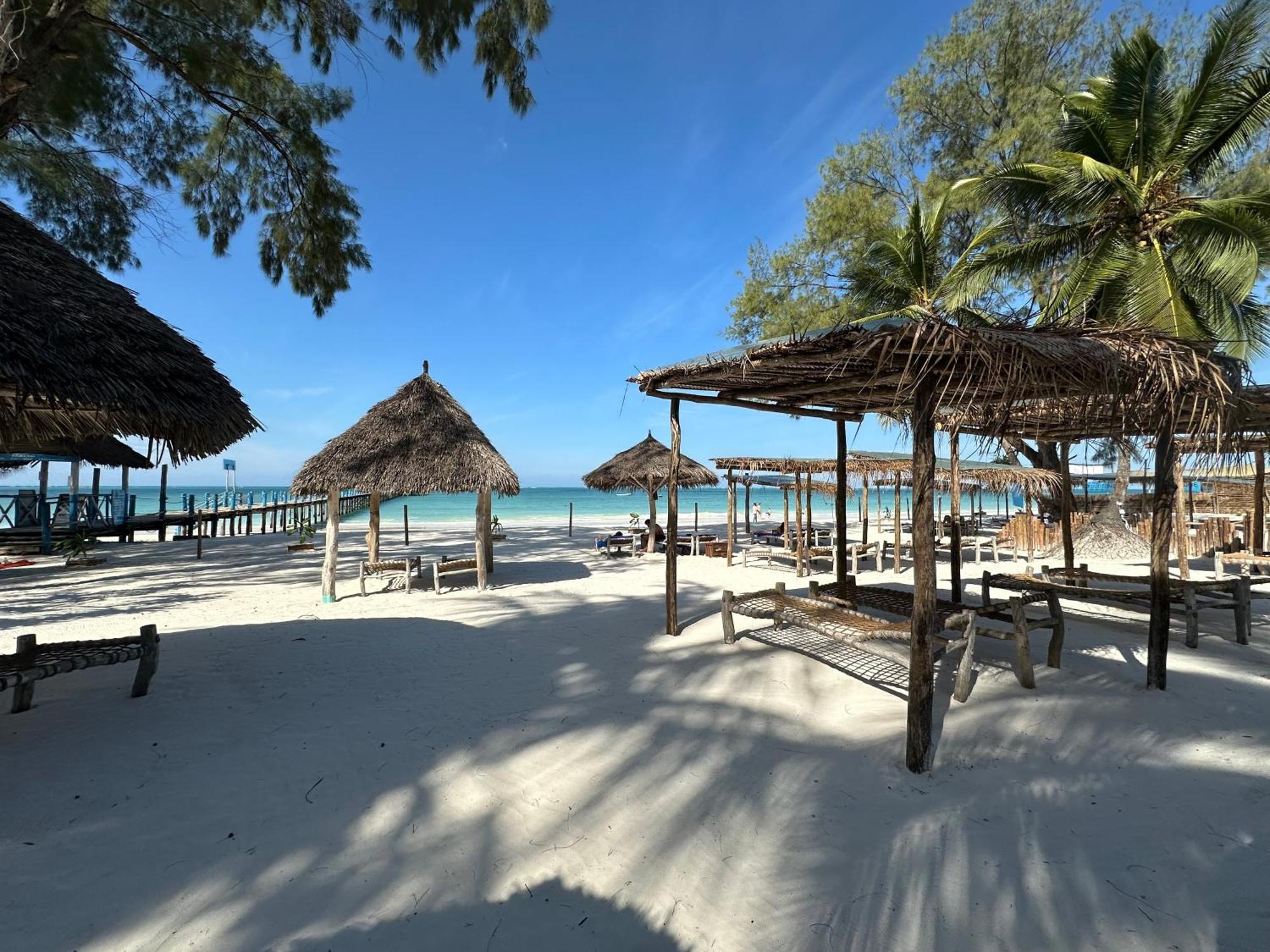 Kiwengwa Bungalow Boutique Resort Bagian luar foto