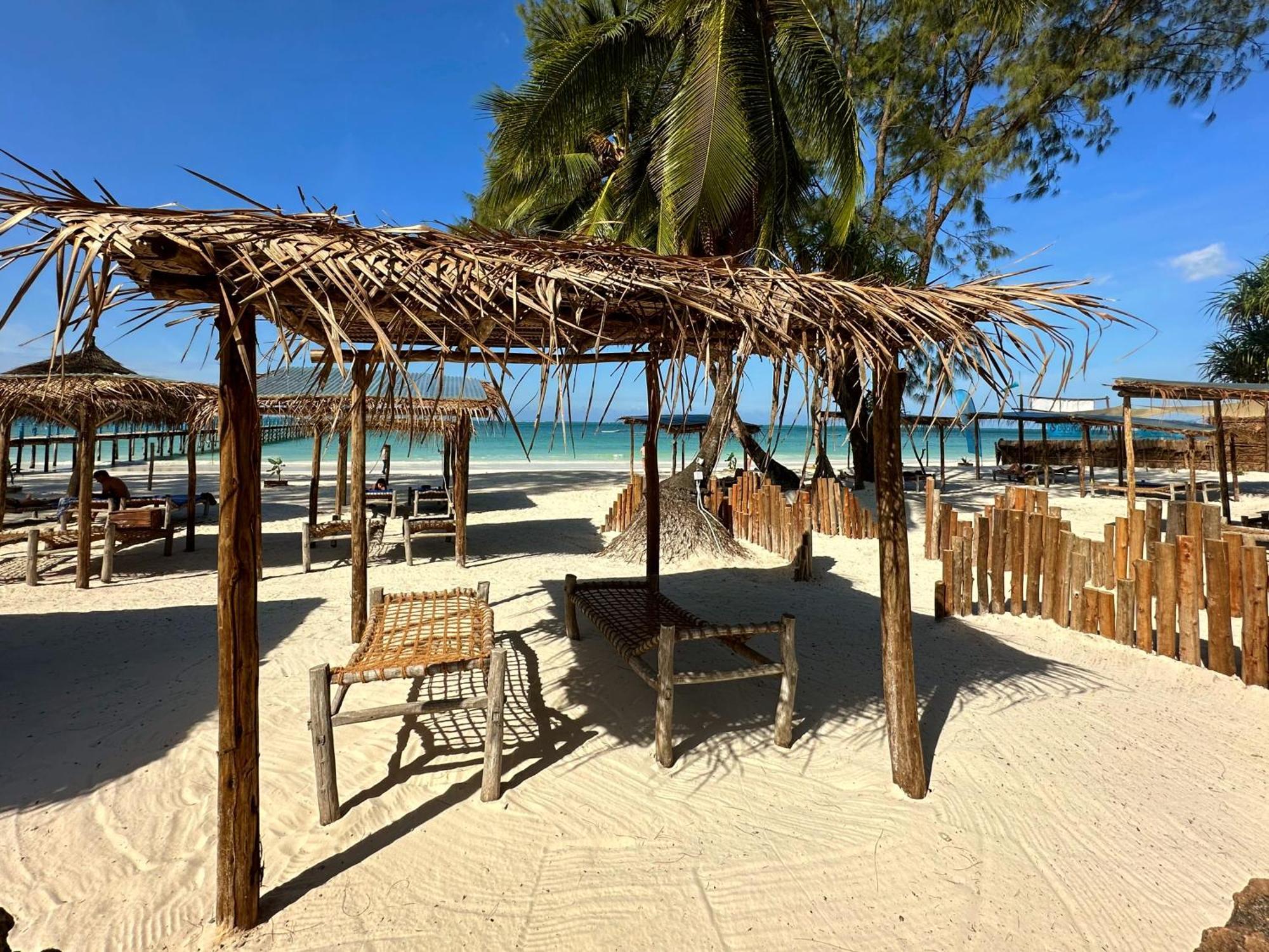 Kiwengwa Bungalow Boutique Resort Bagian luar foto