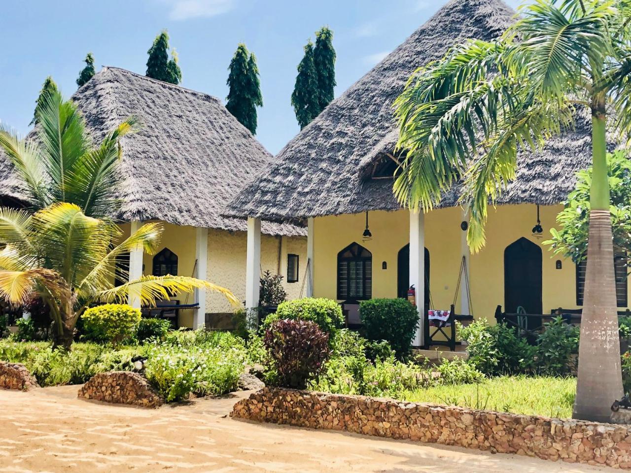 Kiwengwa Bungalow Boutique Resort Bagian luar foto