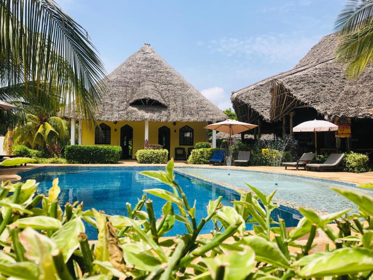 Kiwengwa Bungalow Boutique Resort Bagian luar foto