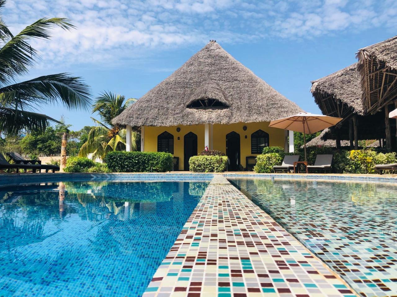 Kiwengwa Bungalow Boutique Resort Bagian luar foto